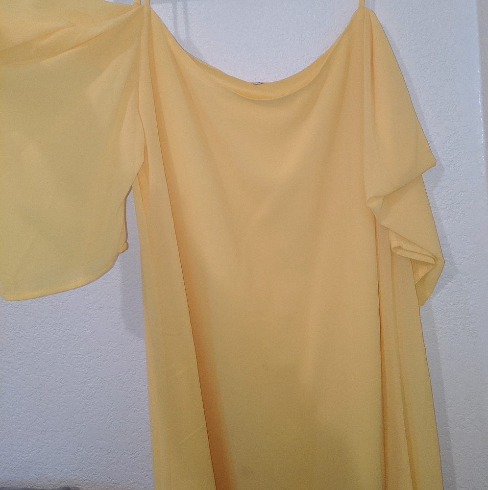 Yellow dress